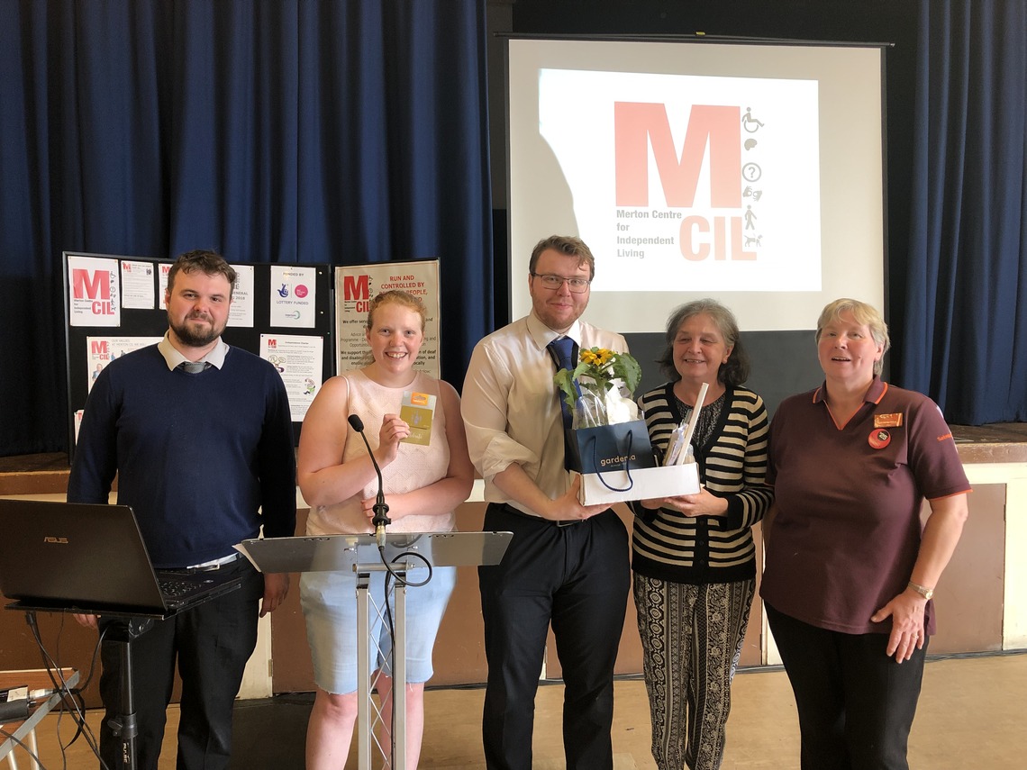 MVM 19 - Sainsburys staff with merton cil volunteer and member 